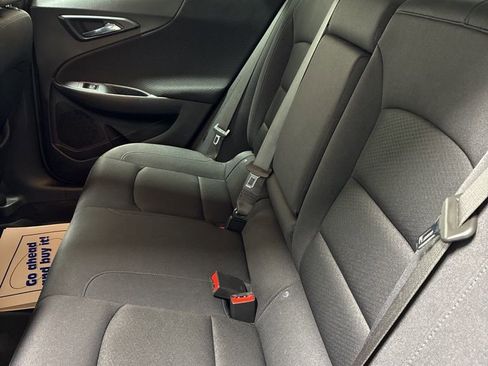 Used 2025 Chevrolet Malibu LT image 21