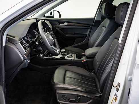 Used 2023 Audi Q5 2.0T Premium image 19