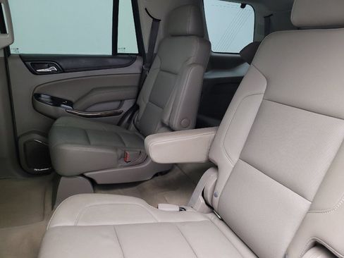 Used 2017 GMC Yukon SLT w/ Premium Edition RWD image 18