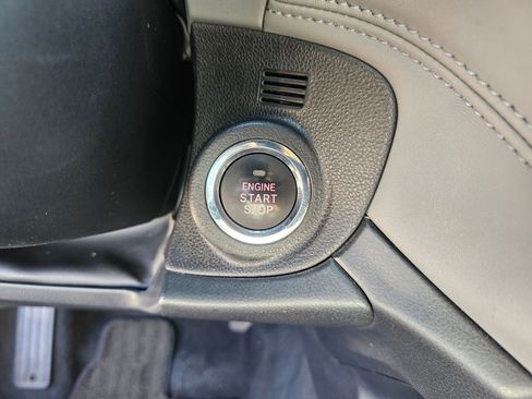 Used 2023 Subaru Outback Premium AWD/4WD image 19