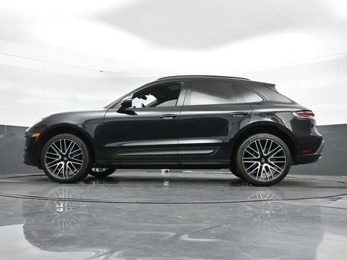 Used 2022 Porsche Macan AWD/4WD image 44