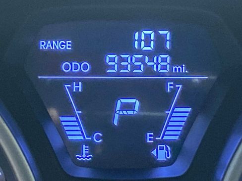 Used 2012 Hyundai Elantra Limited w/ Technology Pkg 5 FWD image 18