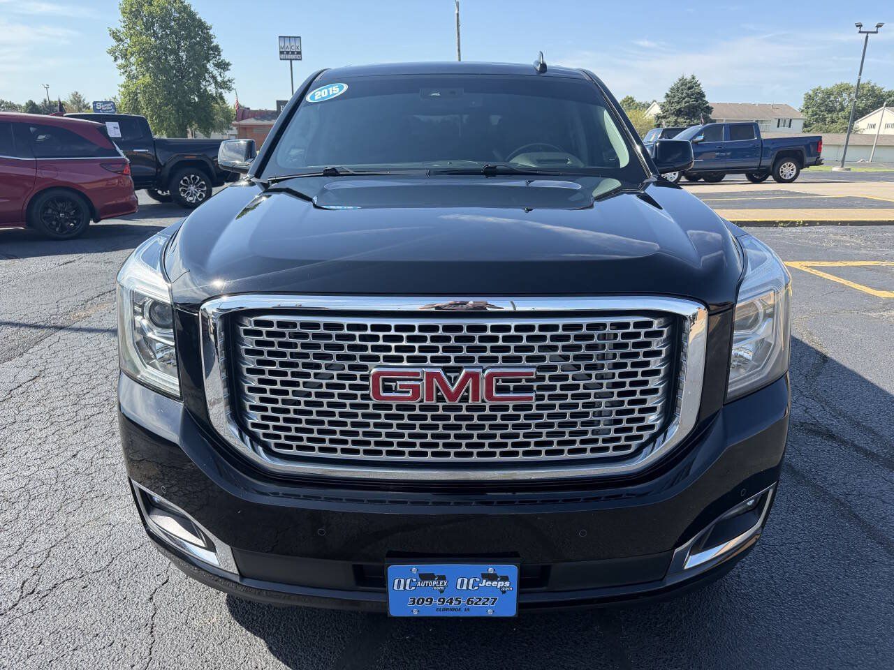 Used 2016 GMC Yukon Denali w/ Open Road Package AWD/4WD image 3