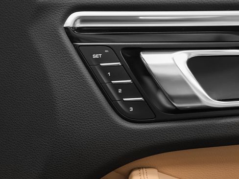 Used 2020 Porsche Macan image 18