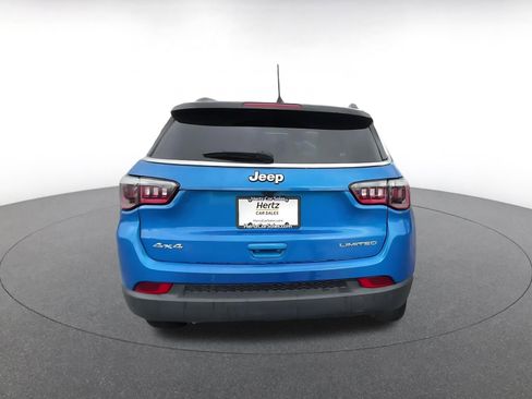 Used 2025 Jeep Compass Limited image 12