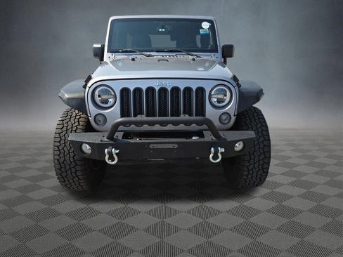 Used 2014 Jeep Wrangler Unlimited Sahara w/ Max Tow Package AWD/4WD image 6