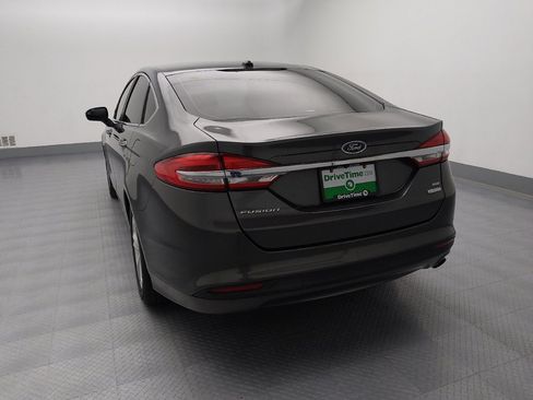 Used 2018 Ford Fusion SE w/ Fusion SE Technology Package image 6