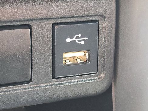 Used 2022 Toyota Corolla Cross LE FWD image 29