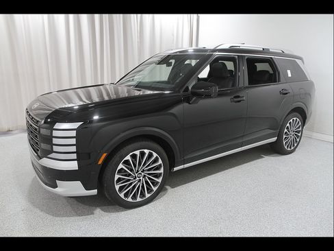 Certified 2026 Hyundai Palisade Calligraphy AWD/4WD image 3