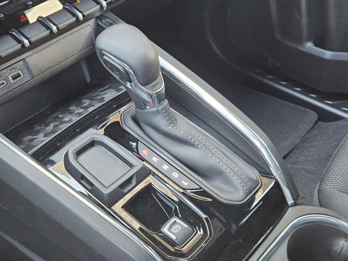 New 2026 GMC Canyon Elevation RWD image 21