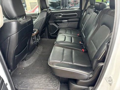 Used 2022 RAM 1500 Laramie AWD/4WD image 6