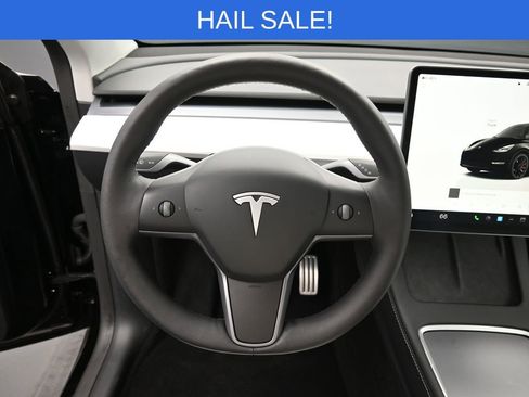 Used 2025 Tesla Model Y Performance image 14