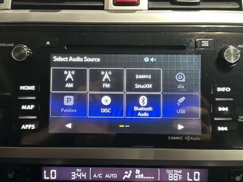 Used 2017 Subaru Outback 3.6R Limited AWD/4WD image 16