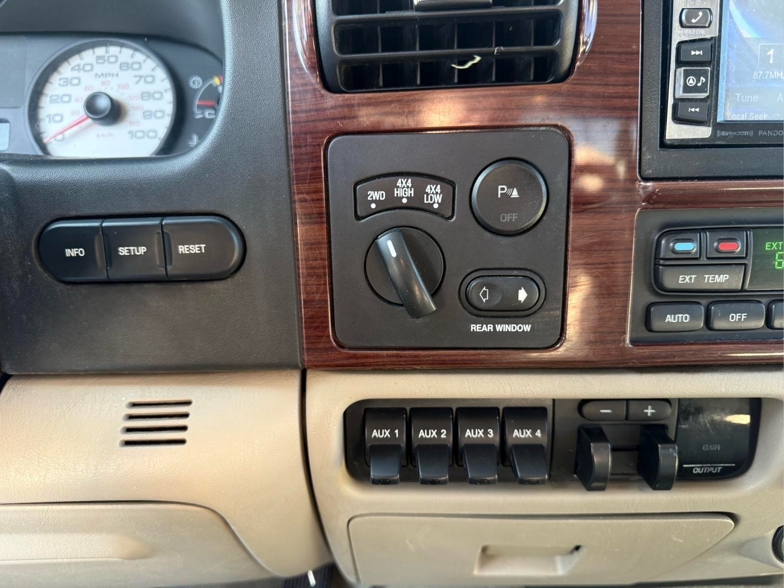 Used 2006 Ford F250 Lariat AWD/4WD image 20