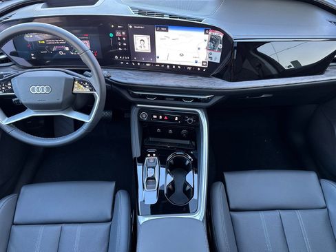 New 2025 Audi Q5 Premium Plus image 10