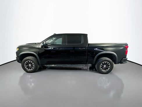 Used 2025 Chevrolet Silverado 1500 ZR2 w/ Technology Package AWD/4WD image 4