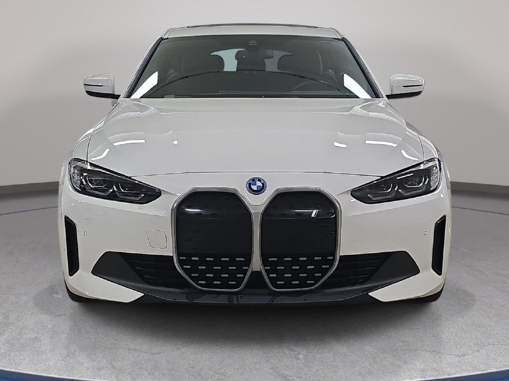 Used 2023 BMW i4 eDrive40 w/ Premium Package RWD image 3