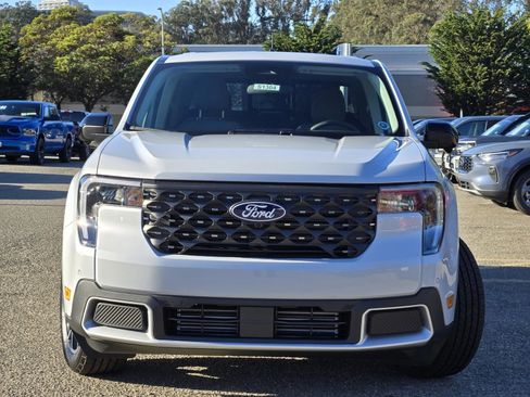 New 2025 Ford Maverick Lariat w/ 4K Tow Package image 3