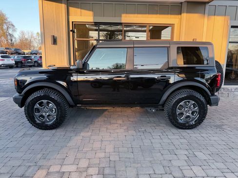 Used 2025 Ford Bronco Big Bend image 3