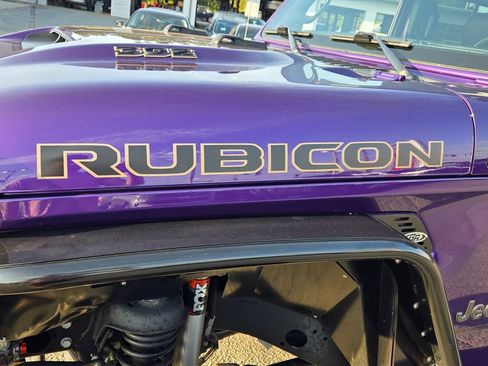 Used 2023 Jeep Wrangler Unlimited Rubicon 392 w/ Trailer Tow Package AWD/4WD image 17