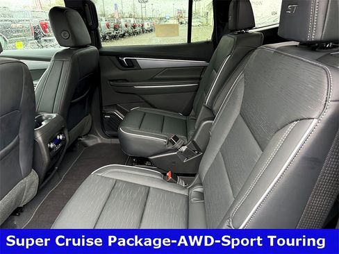 New 2025 Buick Enclave Sport Touring w/ Super Cruise Package image 21