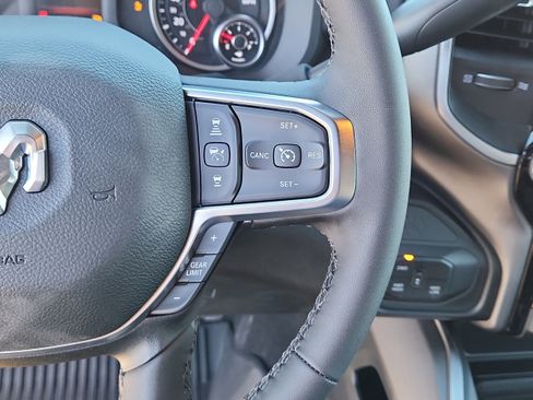 New 2026 RAM 2500 Big Horn AWD/4WD image 15