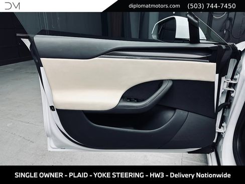 Used 2022 Tesla Model S Plaid AWD/4WD image 24