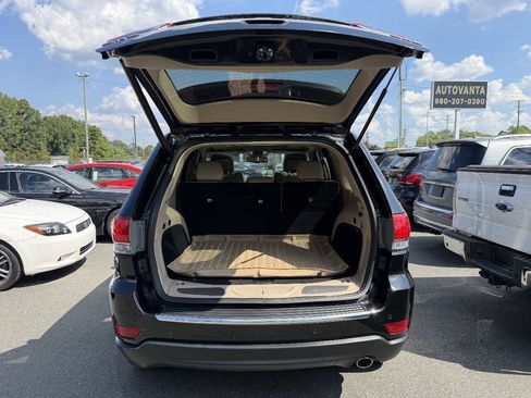 Used 2016 Jeep Grand Cherokee Limited AWD/4WD image 11