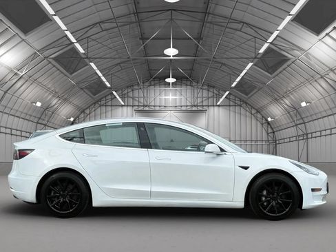 Used 2018 Tesla Model 3 Long Range AWD/4WD image 8