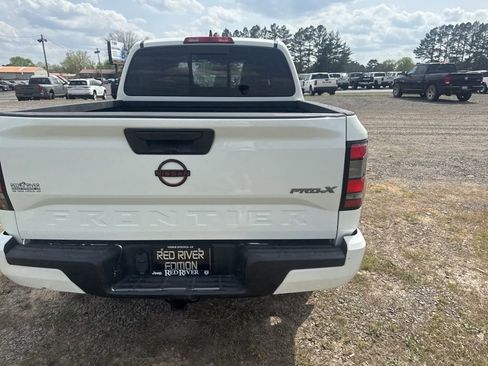 Used 2022 Nissan Frontier Pro-X RWD image 6