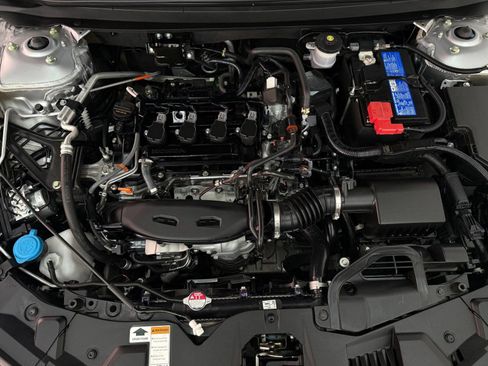 Used 2025 Honda Accord SE image 32