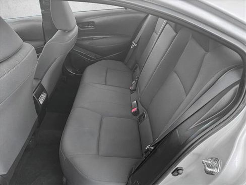 Used 2023 Toyota Corolla LE image 17