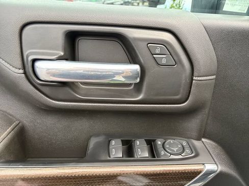 Used 2022 Chevrolet Silverado 2500 LT w/ Convenience Package AWD/4WD image 18