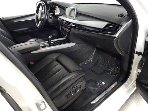 Used 2014 BMW X5 xDrive50i image 39