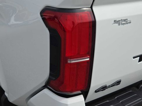 New 2025 Toyota Tacoma SR5 image 15