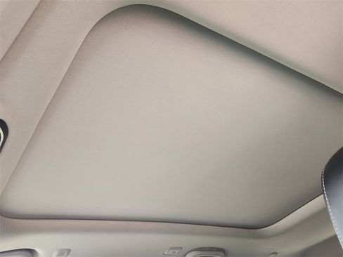 Used 2024 Jeep Grand Cherokee Limited 4xe image 18