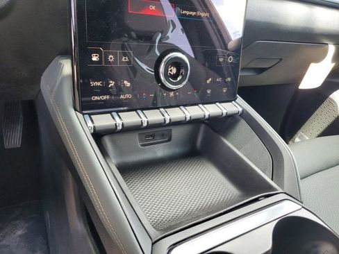New 2026 GMC Terrain AT4 AWD/4WD image 23