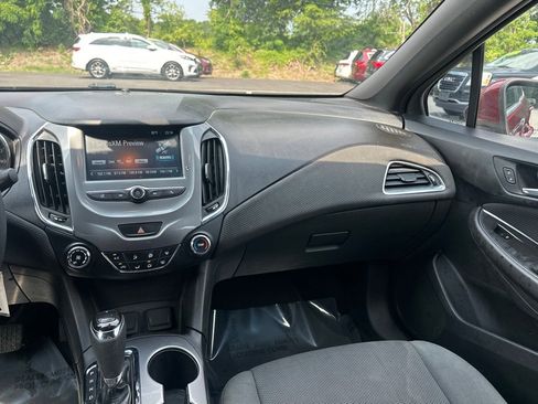 Used 2016 Chevrolet Cruze LT w/ RS Package image 26