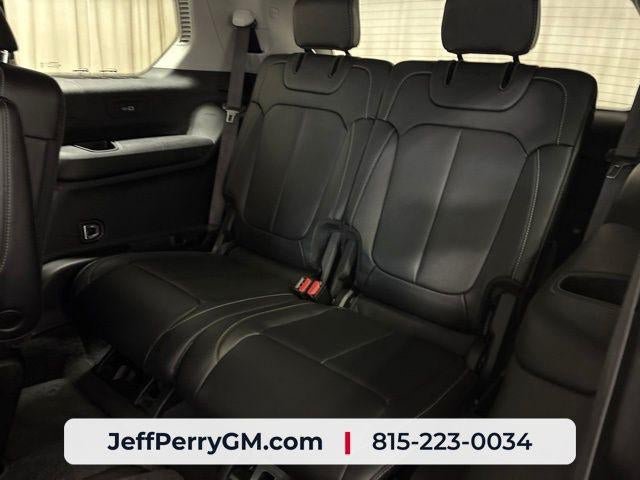 Used 2022 Jeep Grand Cherokee L Limited AWD/4WD image 27