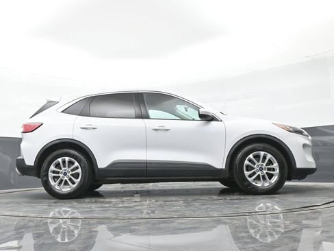 Used 2021 Ford Escape SE w/ Convenience Package FWD image 45