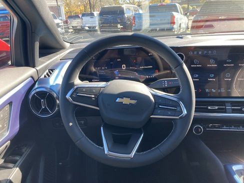 New 2026 Chevrolet Equinox EV LT w/ Convenience Package II image 13