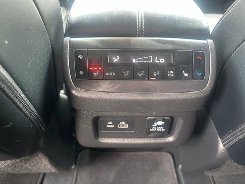 Used 2023 Nissan Pathfinder Platinum AWD/4WD image 20