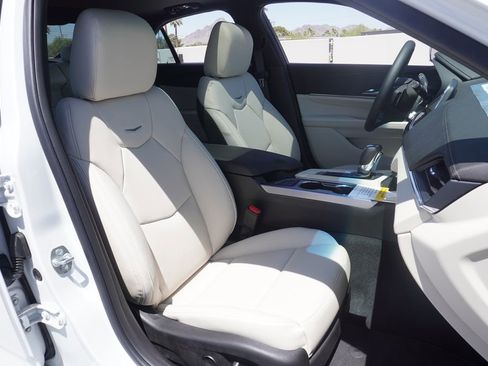 New 2025 Cadillac CT4 Premium Luxury image 12