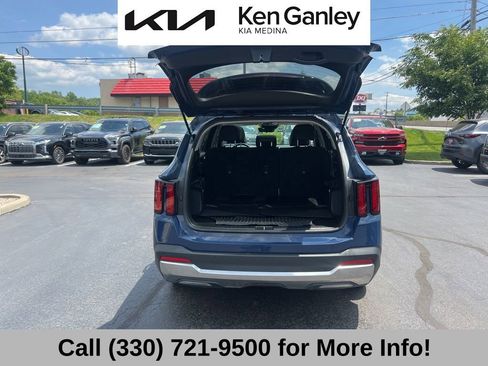 Certified 2024 Kia Sorento S w/ Panoramic Sunroof Package FWD image 51