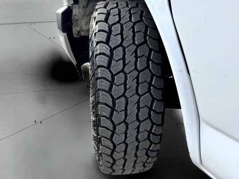 Used 2019 Chevrolet Express 2500 w/ Driver Convenience Package image 31