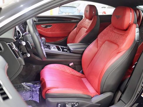 Used 2020 Bentley Continental GT AWD/4WD image 30