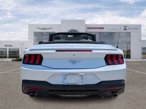Used 2025 Ford Mustang Premium RWD image 4
