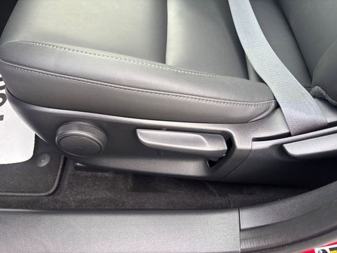 Certified 2025 MAZDA CX-30 AWD 2.5 S w/ Select Sport Pkg image 19