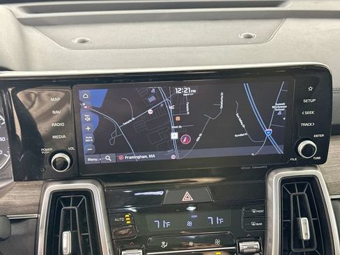 Used 2023 Kia Sorento S w/ Panoramic Sunroof Package AWD/4WD image 12