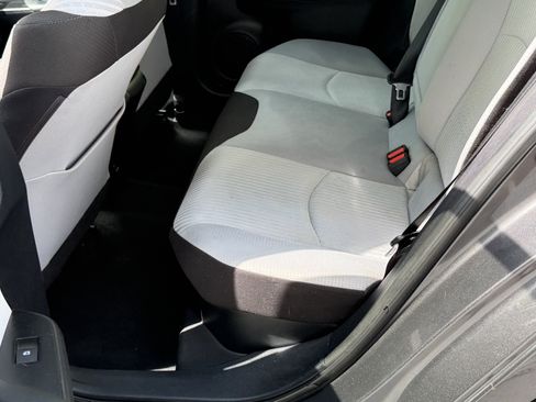 Used 2016 Toyota Prius Two FWD image 24
